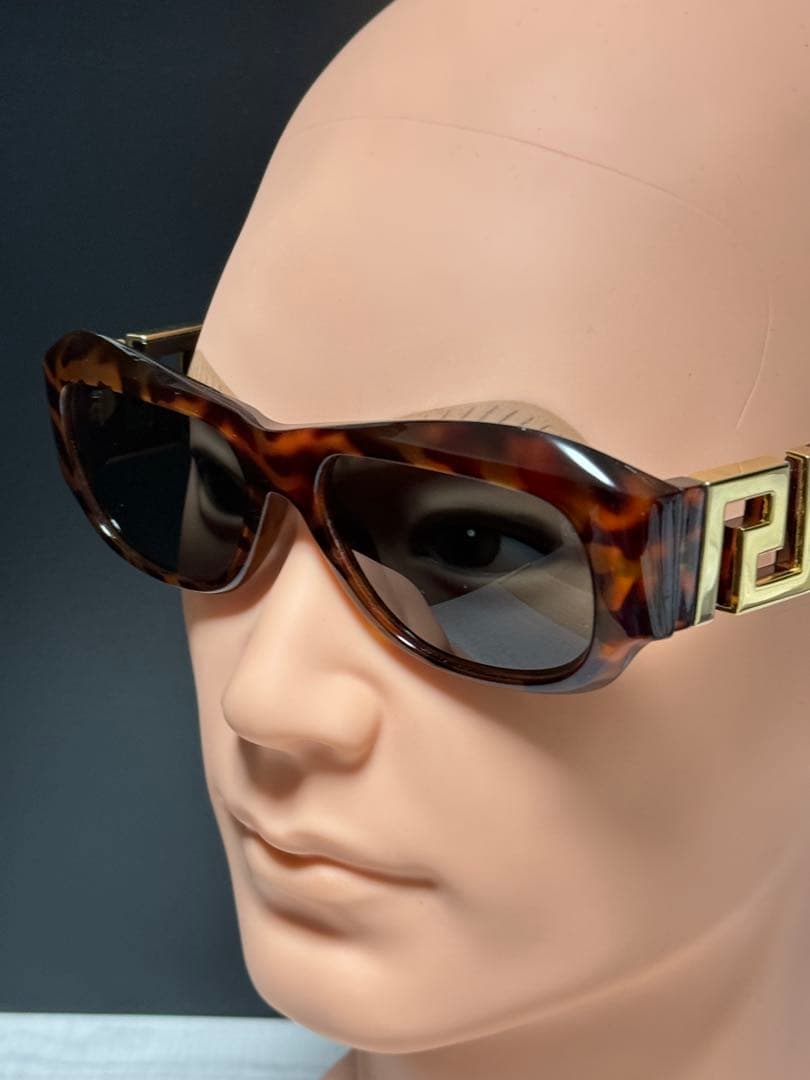 ●●GIANNI VERSACE ヴェルサーチ T75 べっ甲柄 サングラス