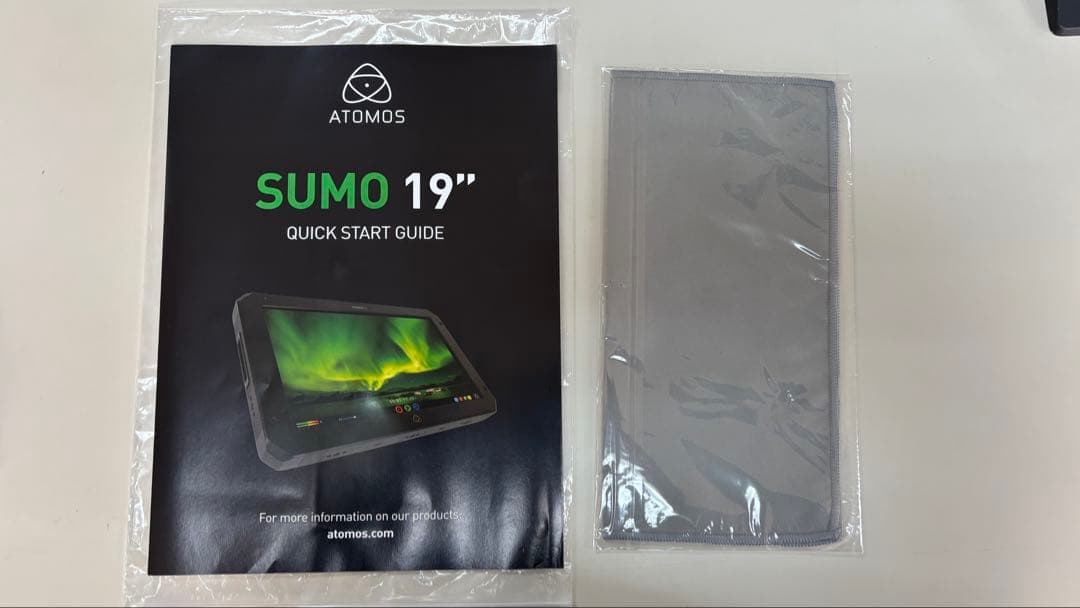 Atomos Sumo19 液晶モニター　 中古　ケース付き