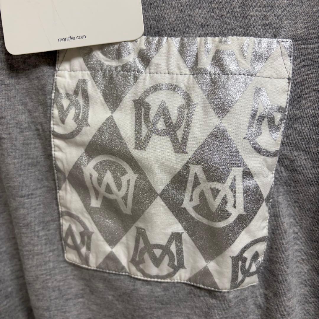 【タグ付き未使用級】モンクレール グレー Tシャツ メンズ ロゴ Lサイズ