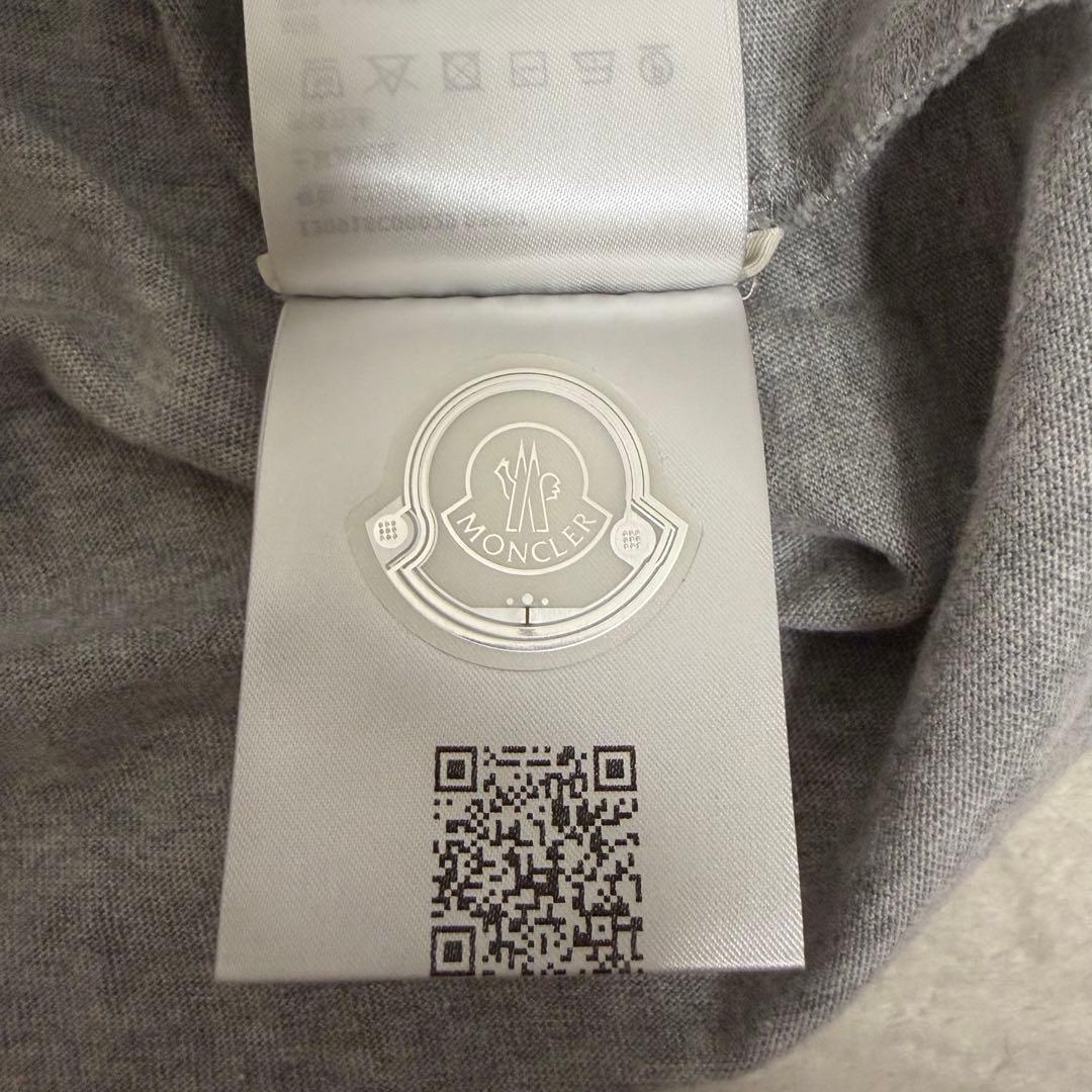【タグ付き未使用級】モンクレール グレー Tシャツ メンズ ロゴ Lサイズ