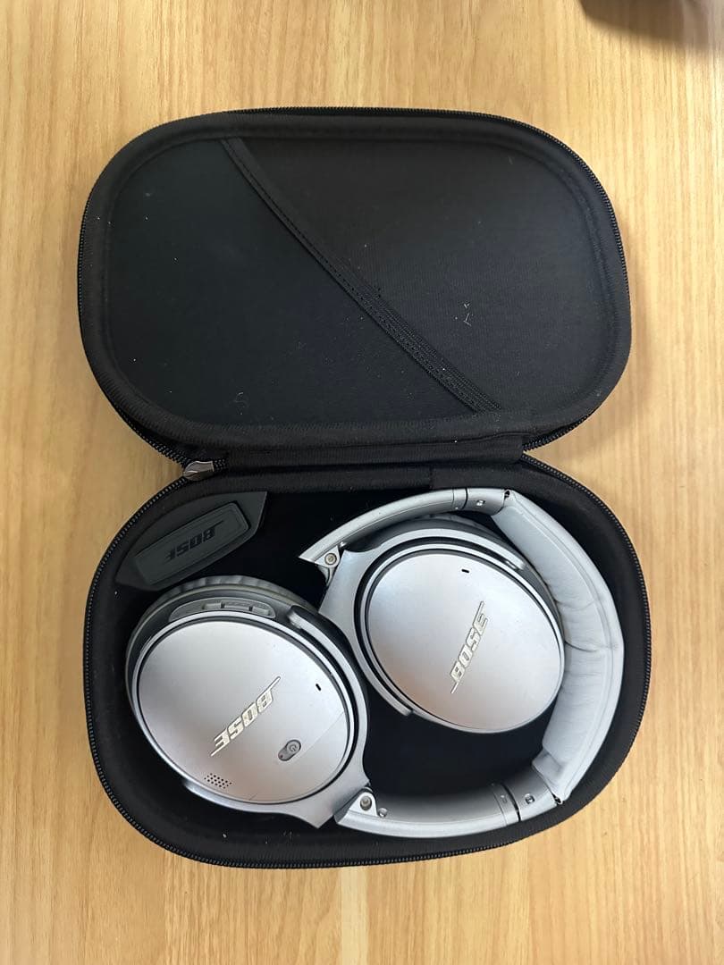 【極美品】Bose QC35（初代）シルバー 新品パッド交換済 リフレッシュ済
