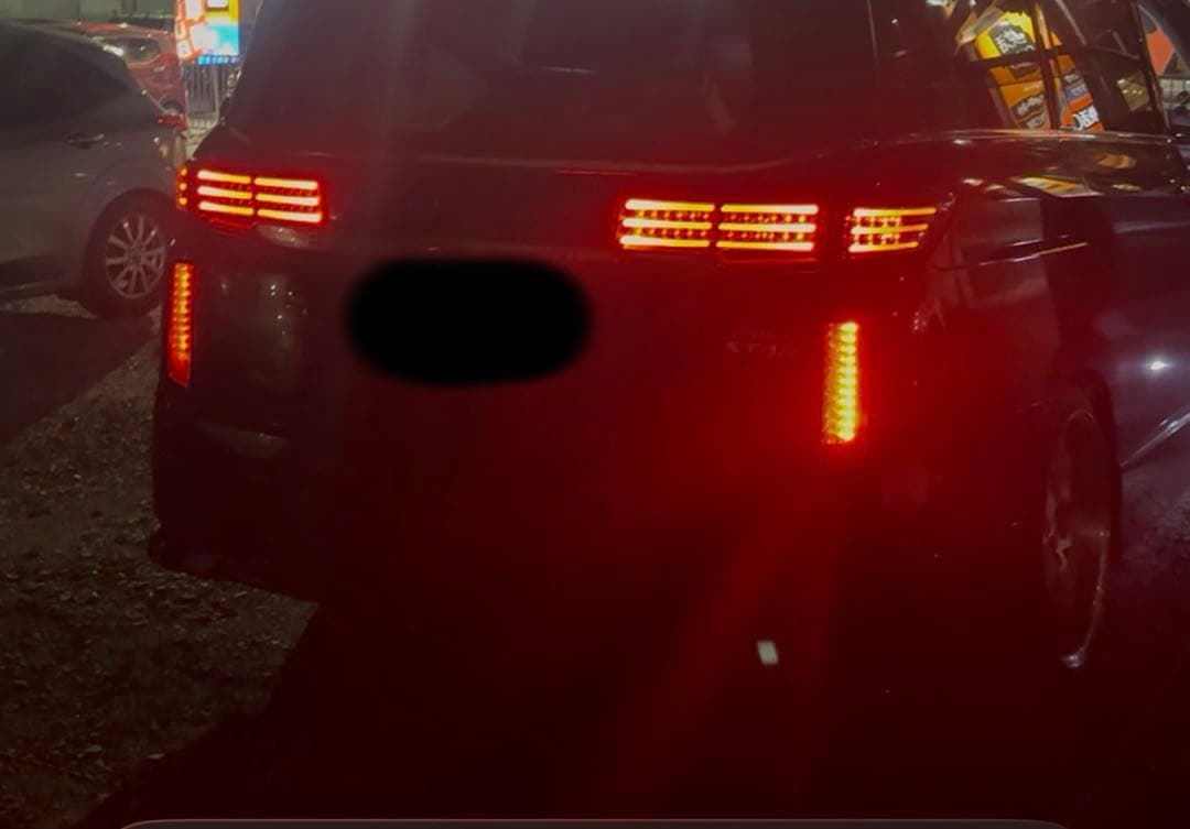 E52 エルグランド ヴァレンティ ロアテール