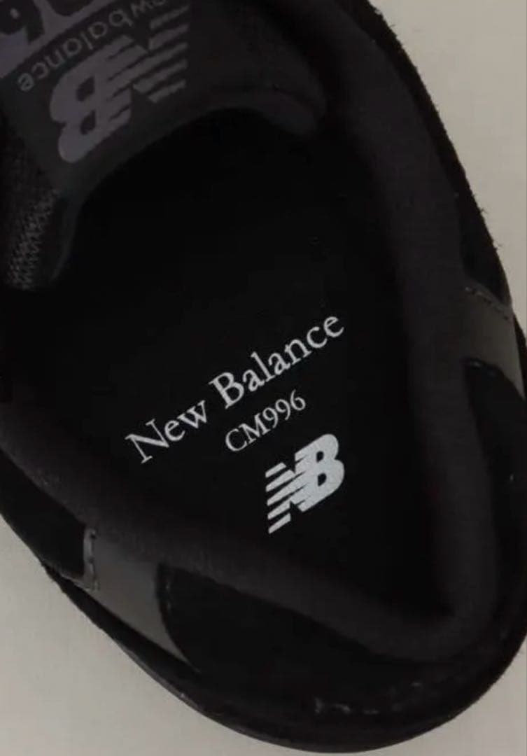 人気♦︎新品未使用♦︎ニューバランス24.5cm♦︎CM996♦︎オールブラック♦︎黒