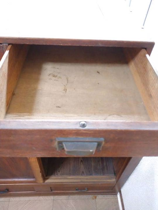 4月末削除します。送料込み！昭和 レトロ 古民家 チェスト たんす 物入れ