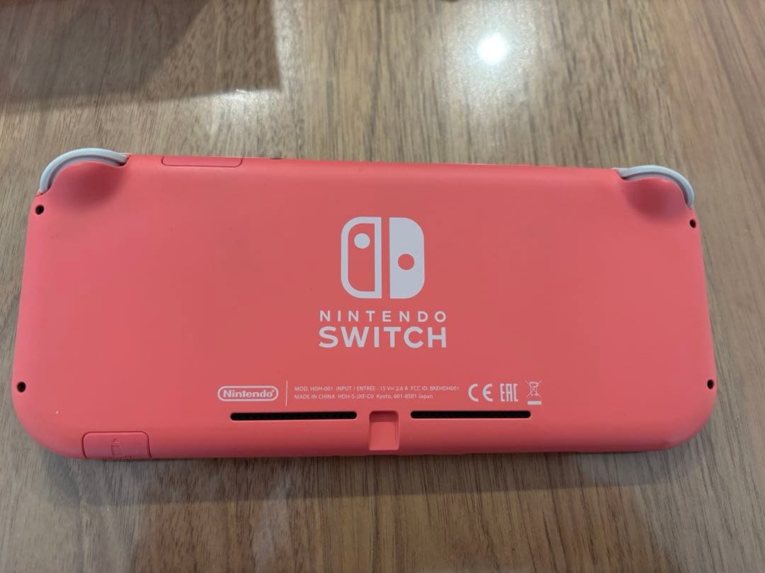 Nintendo Switch Lite コーラル本体箱充電器つき マリオケース