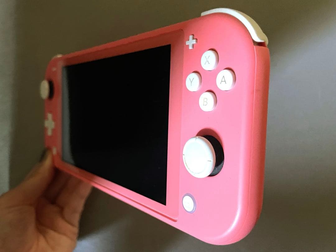 り*す様 Nintendo Switch Lite コーラルピンク 本体