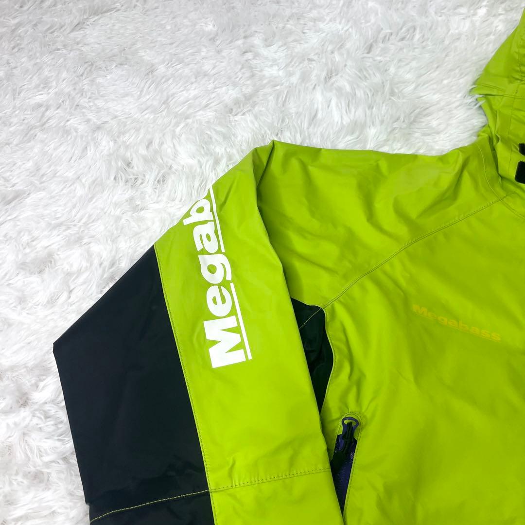 【極美品】 未使用級 メガバス 335068 アクション レインウェア Sサイズ