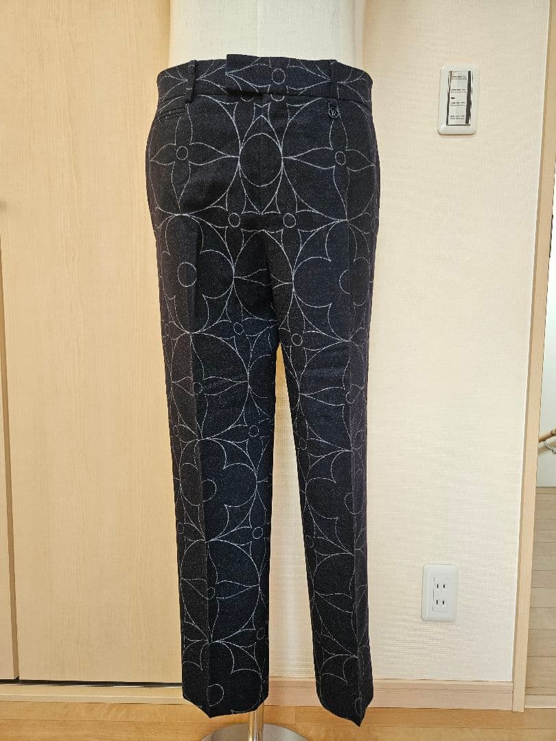 値下げ　ルイ・ヴィトン モノグラムフラワー 総柄スラックス パンツ ウール100