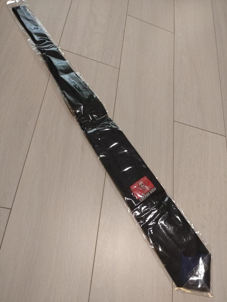 クリームソーダ 年代物ロカビリーネクタイ PINK DRAGON 希少