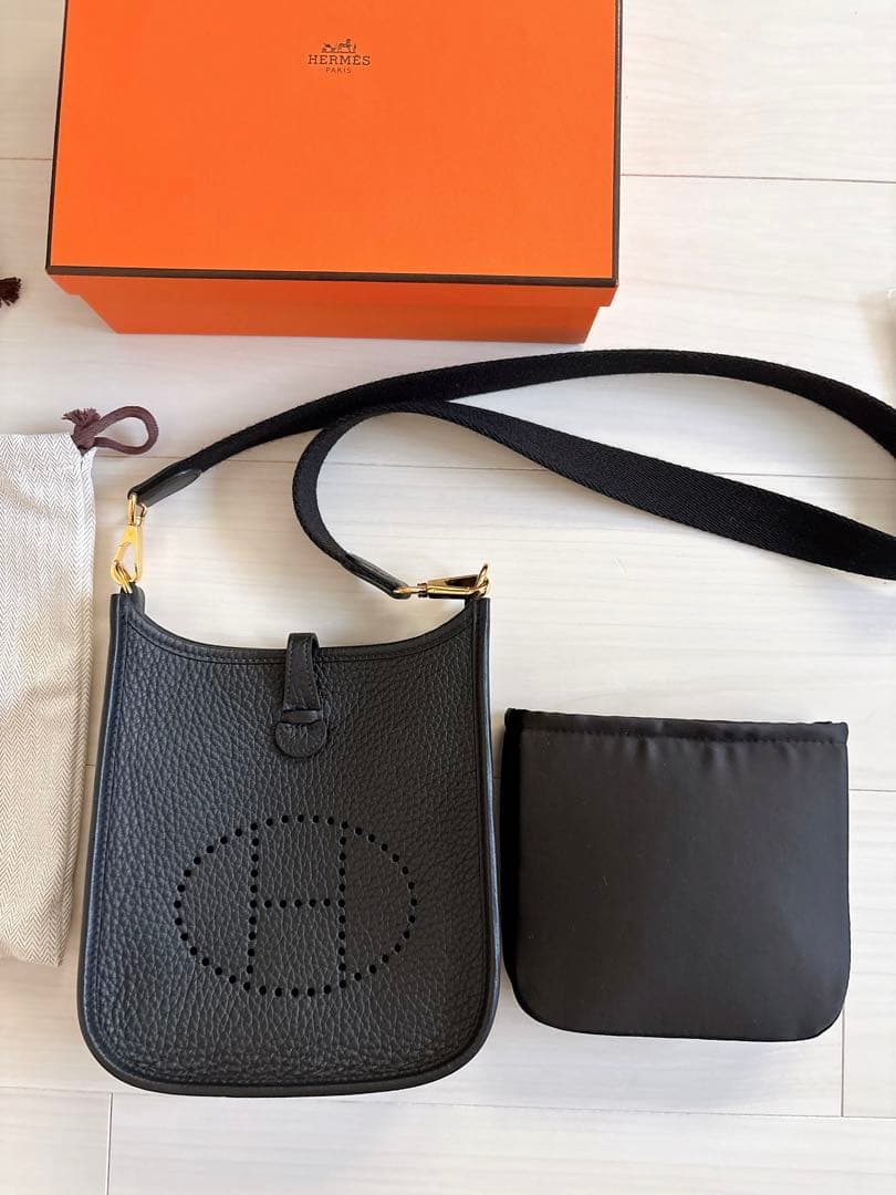 極美品！エルメス ミニエヴリンtpm ノアール　ショートストラップ