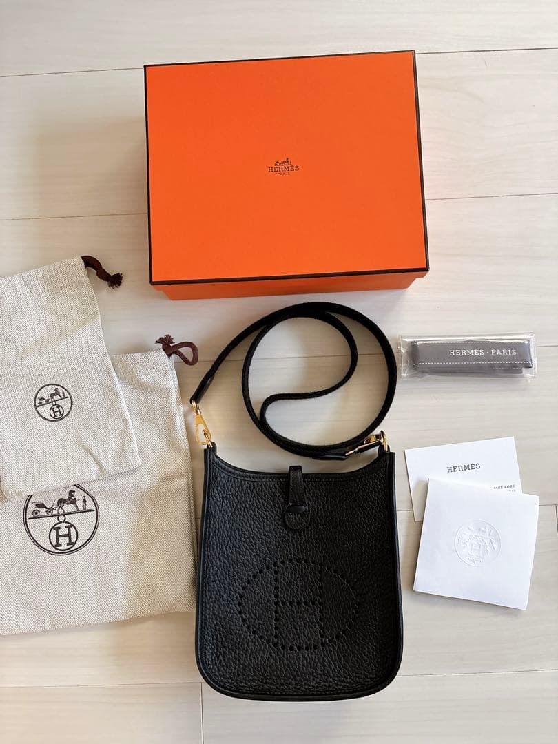 極美品！エルメス ミニエヴリンtpm ノアール　ショートストラップ