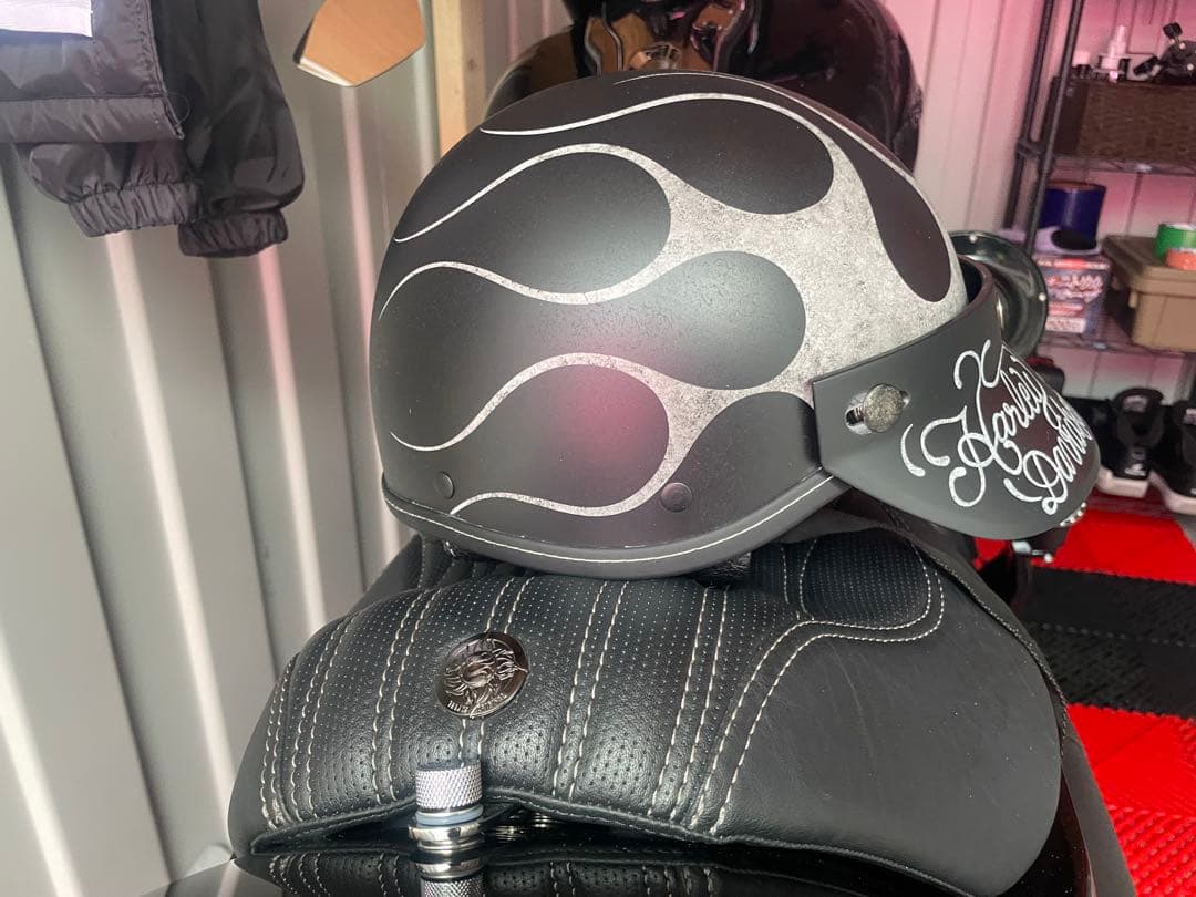 最終値引き！ハーレーダビッドソン 半帽ヘルメット フレイムデザイン