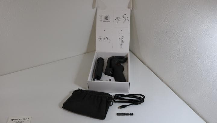 スマホスタビライザー　dji OSMO MOBILE6 20250206(YM)
