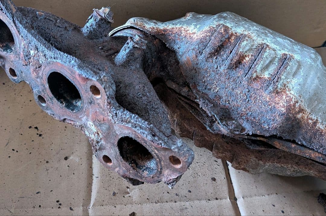 ホンダ　HM2　E07Z エキマニ　カット部品　ジャンク！