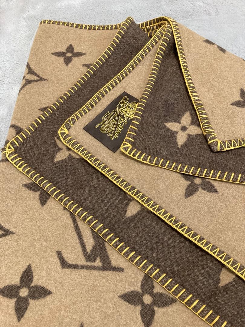 ☆ルイヴィトン☆ モノグラム　リバーシブルブランケット