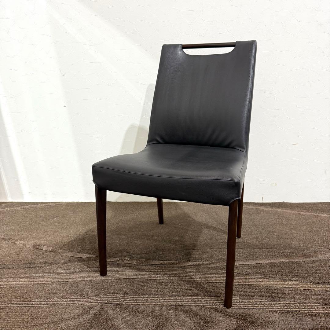 カリモク　Karimoku 牛革　ダイニングチェア　ブラック