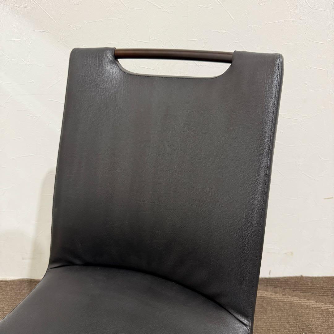 カリモク　Karimoku 牛革　ダイニングチェア　ブラック