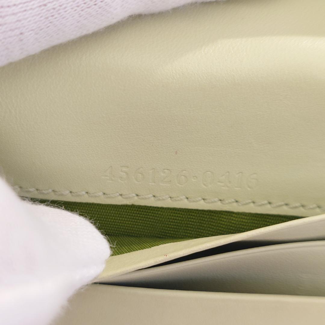 【希少】GUCCI グッチ パイソン ２つ折り コンパクトウォレット グリーン系