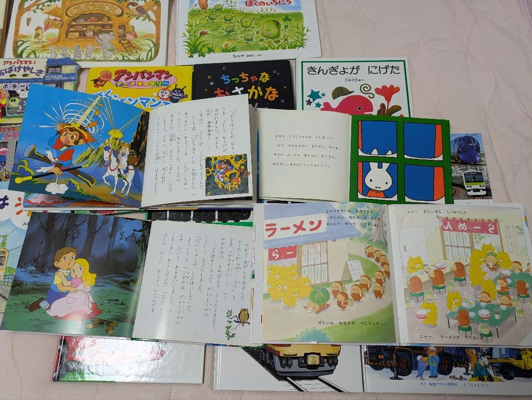 1日限定値下げ!人気絵本　赤ちゃん0歳〜　読み聞かせ　しかけ絵本42冊まとめ売り
