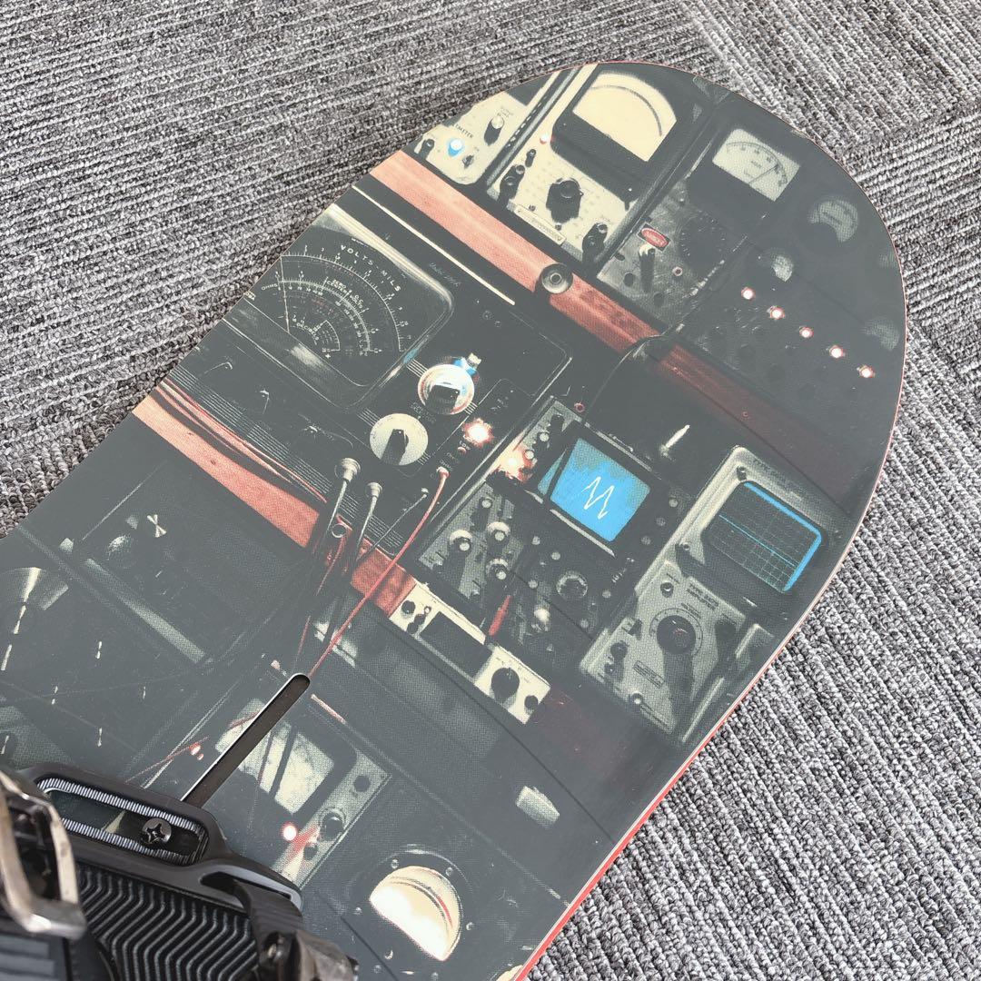 38美品❗️超豪華❗️バートン/BLUNT スノーボードセット★147cm+ビン付