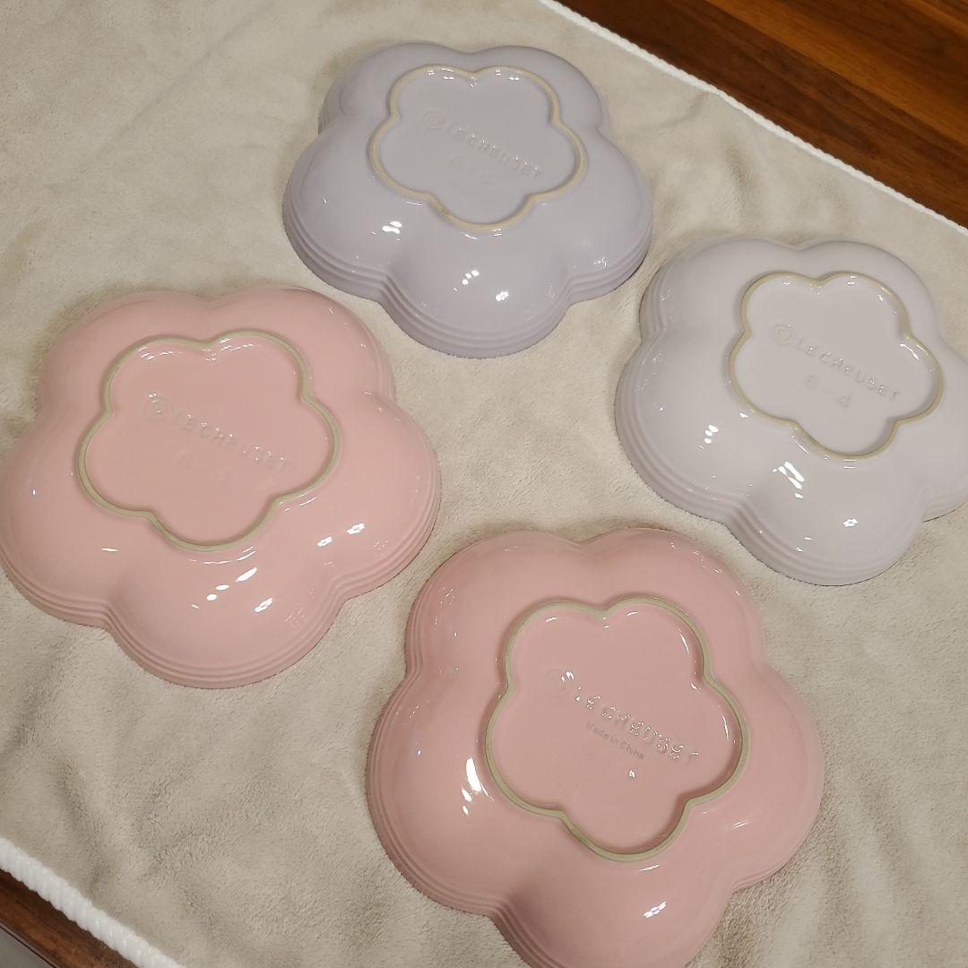 ル・クルーゼ フラワーディッシュ 4枚セット パウダーピンク