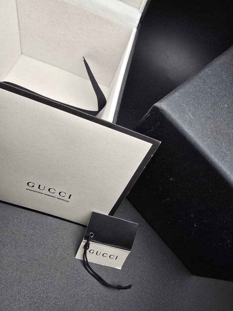 研磨済 電池交換済 GUCCI 腕時計 Gタイムレス YA126.5 正規品 箱