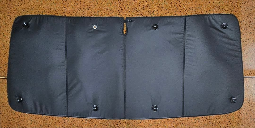 ハイエース　ワイド　サンシェード　カーテン１台分セット　オマケ2個付き　送料込み