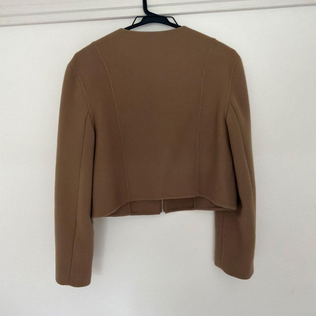 ánuans ノーカラージャケット ベージュ ショート丈