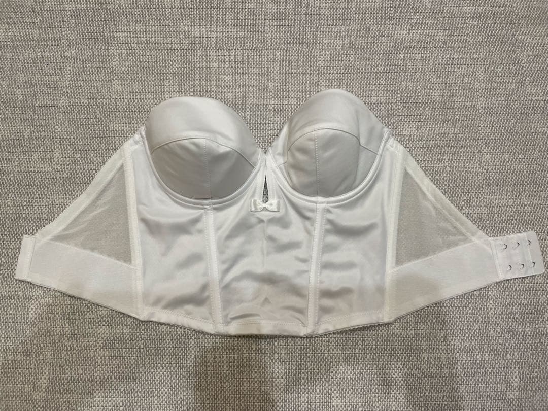 ノバレーゼ　ショートビスチェ（C70)　ガードル（M）　セット　オフホワイト