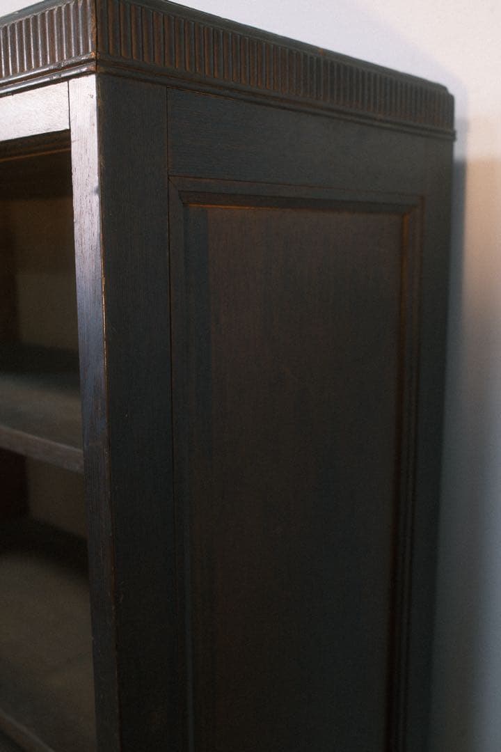 大正ロマン 諏訪の洋館で使用されていた 食器棚 ナラ材 キャビネット 水屋箪笥