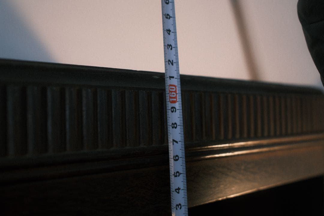 大正ロマン 諏訪の洋館で使用されていた 食器棚 ナラ材 キャビネット 水屋箪笥