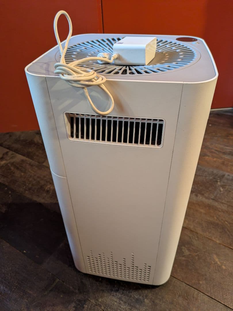 ジャンク品　Airdog 空気清浄機 タワー型 ホワイト　KJ-200F X-3