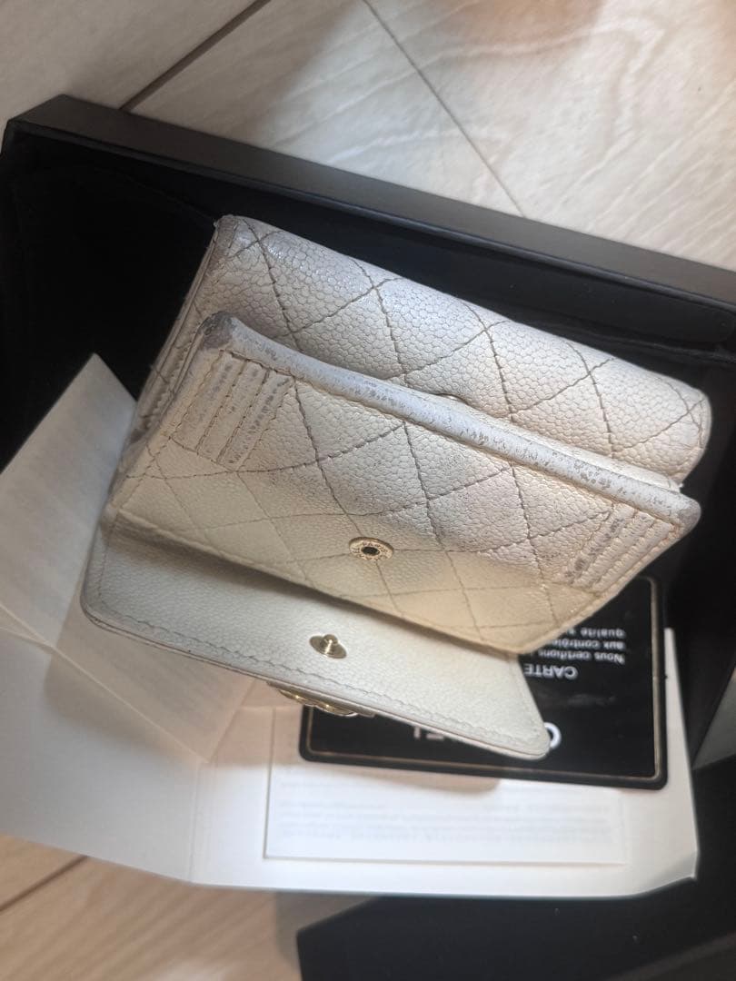 シャネル　ナノ　ウォレット　三つ折り