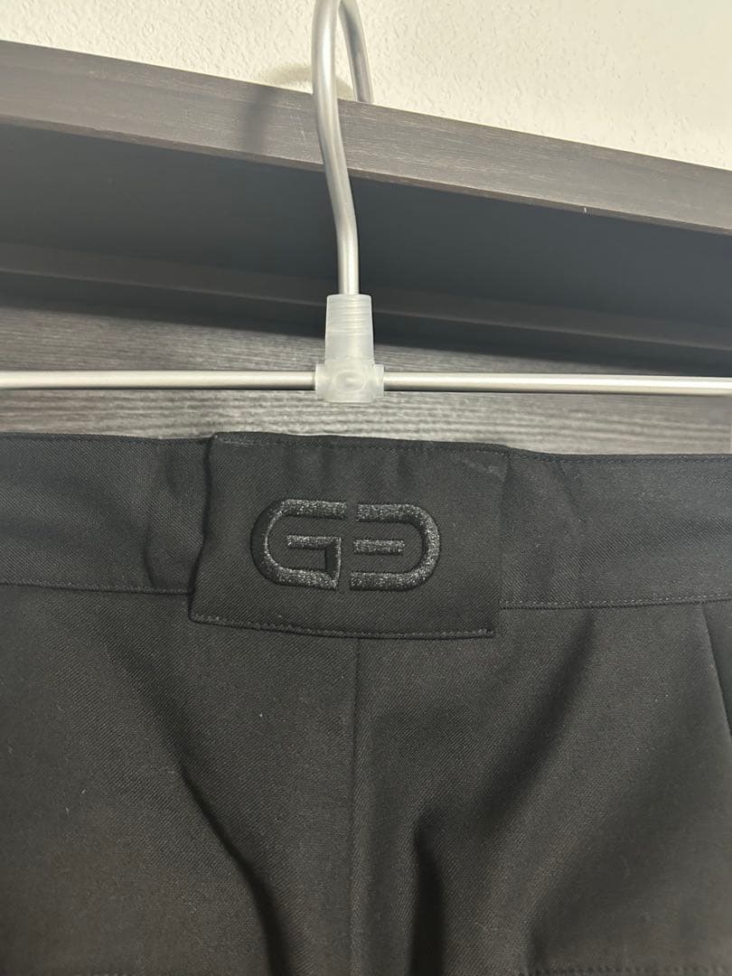 パンツ GOAT ESSENCE TUCK FLARE PANTS