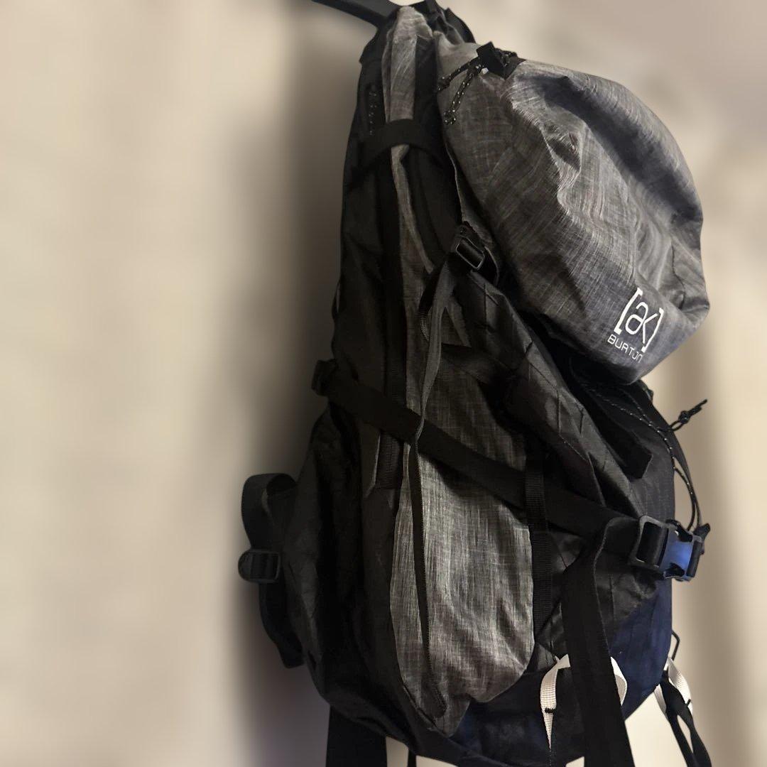 burton ak backpack 22ℓ
