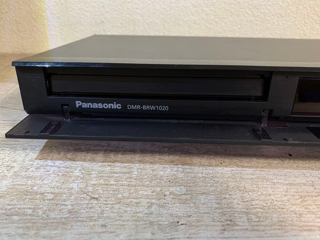 綺麗です！ パナソニック　1TBブルーレイ　DMR BRW 1020