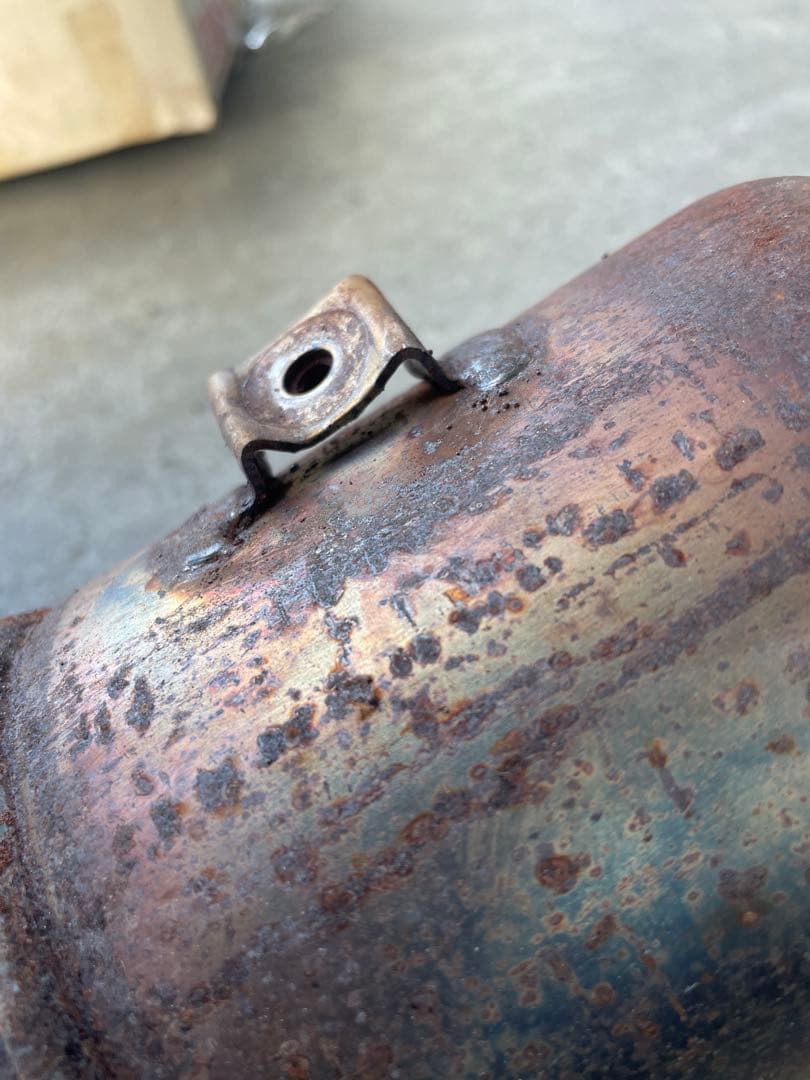 LA800S ムーヴキャンバス　エキゾースト　触媒