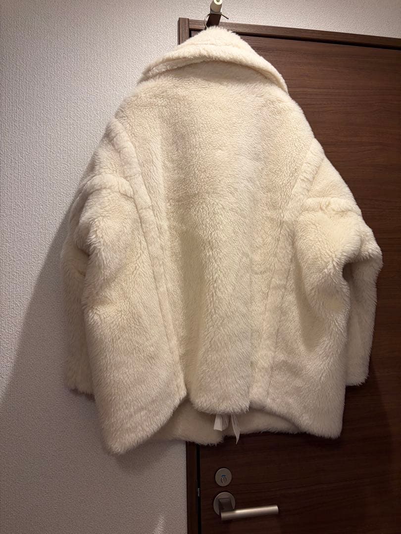 【タグ付き】Max Mara ESPERO テディ ショートコート　ホワイト