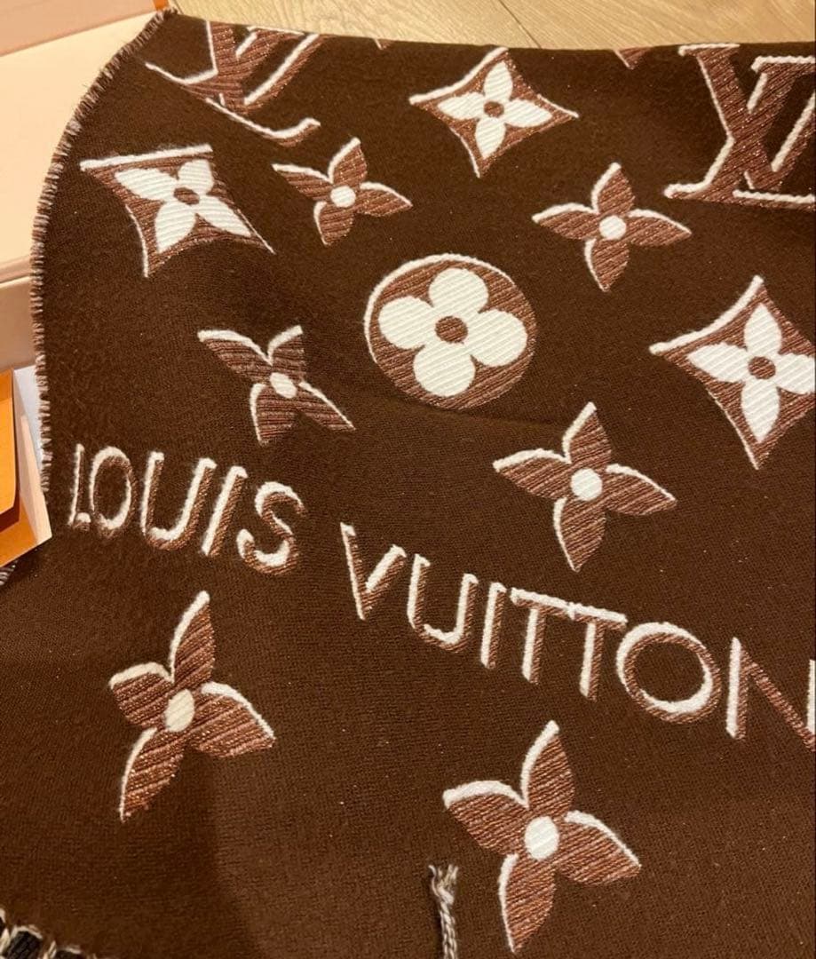 ヴィトン　LV エセンシャル　シャイン　マフラー　M78896 マロン