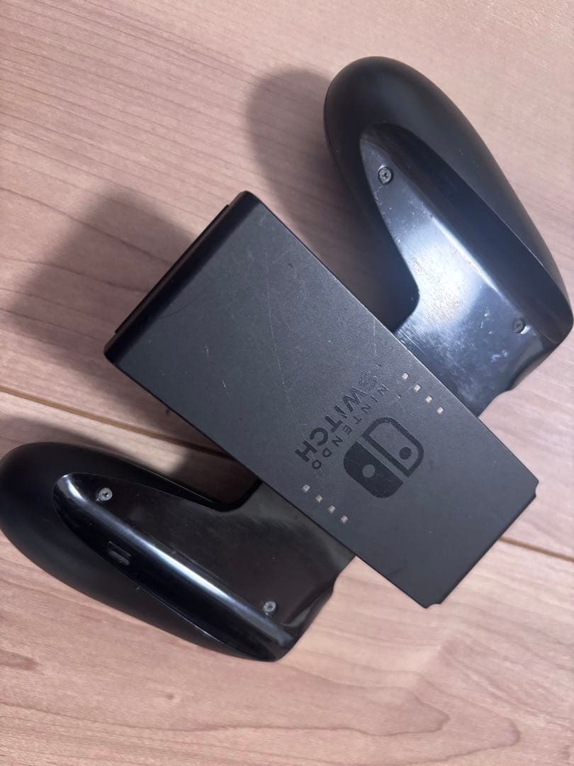 Nintendo Switch 本体 ジョイコンなし