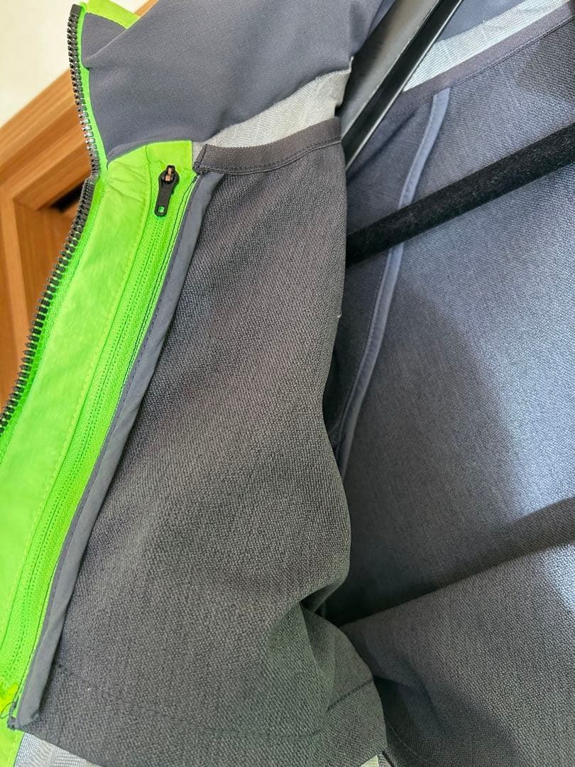 オークリー　L 2way ゴルフウェア　ダウンベスト