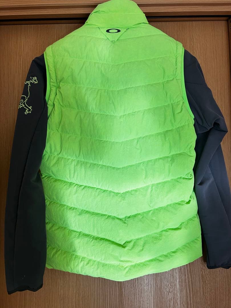 オークリー　L 2way ゴルフウェア　ダウンベスト