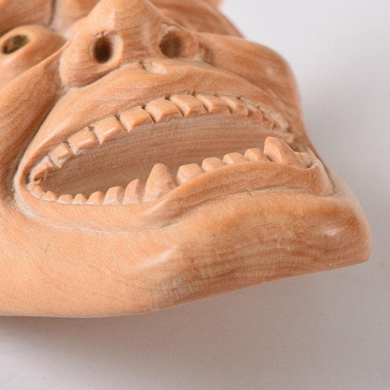 DEJAPAN 時代提げ物　木彫　面根付　能面　お面　般若面　C　7860