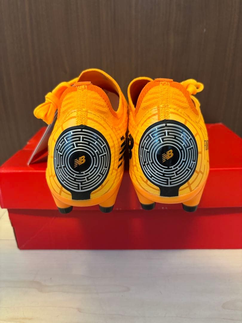 ［TT］New Balance サッカーシューズ オレンジ　26.5
