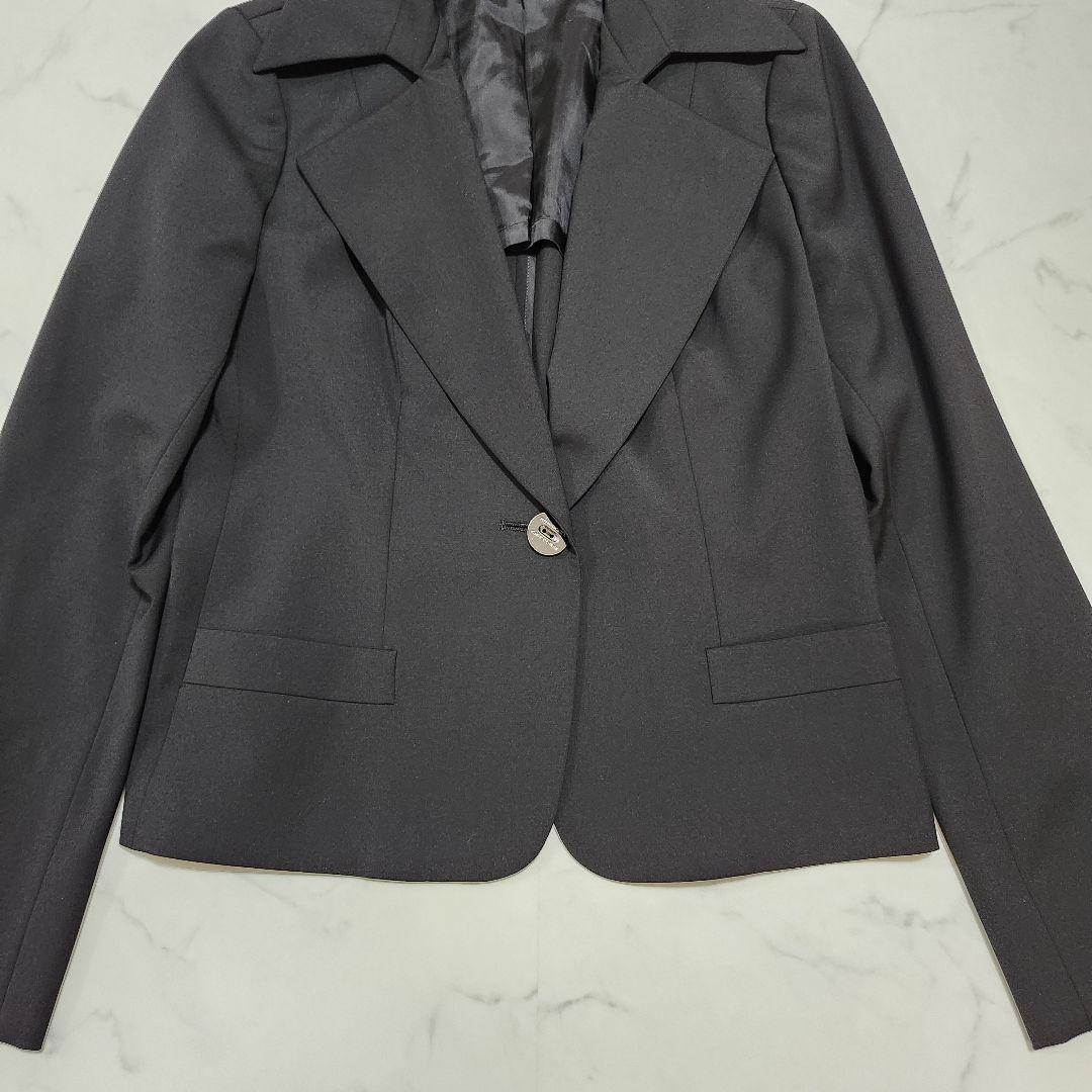 バーバリーロンドン　スカートスーツ　セットアップ　イタリア製生地　40　ブラック