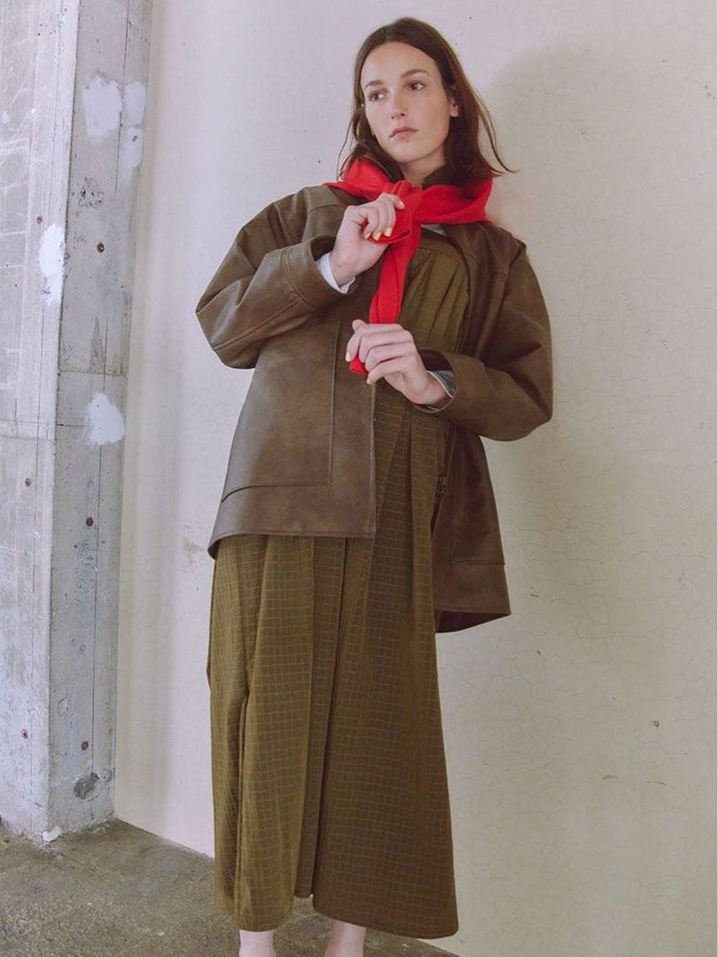 最終値下げ　emmi フェイクレザーダブルジップブルゾン