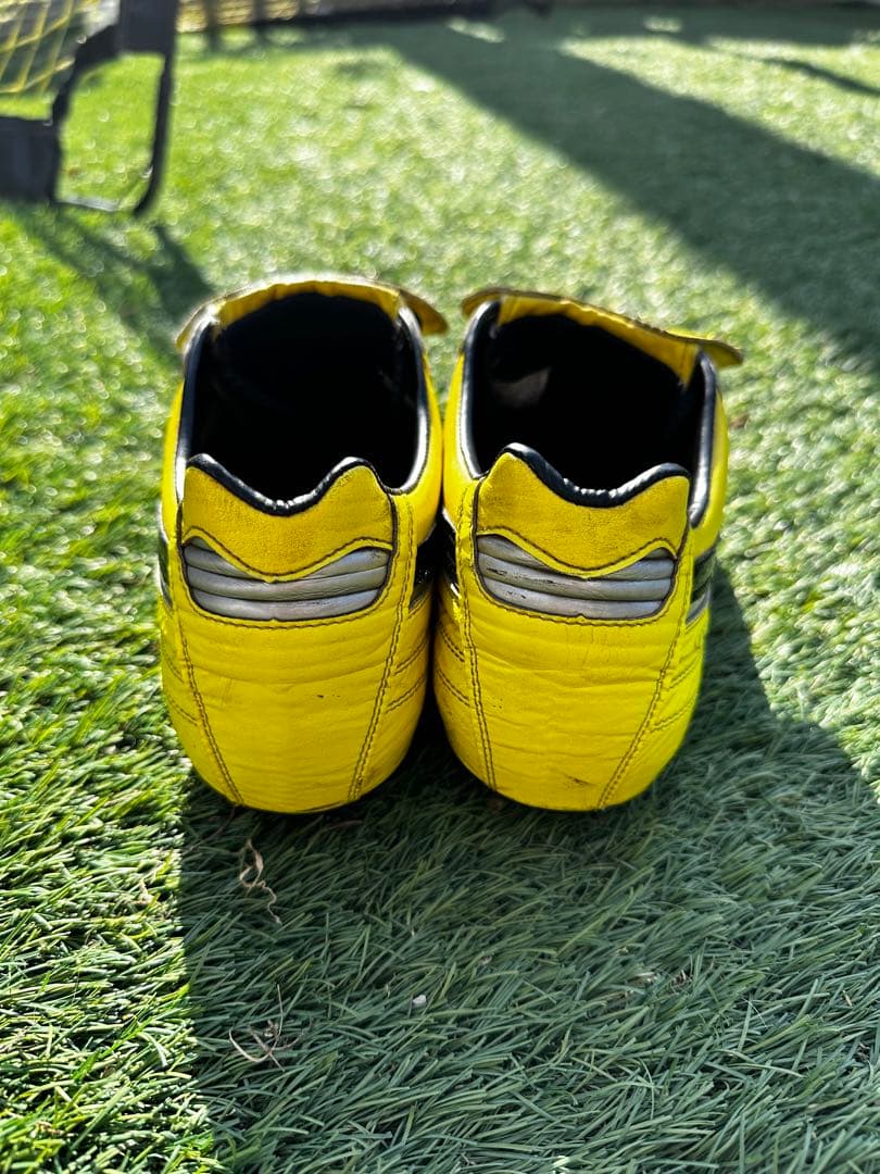 ミズノ　モレリア2 30周年モデル　26.0㎝