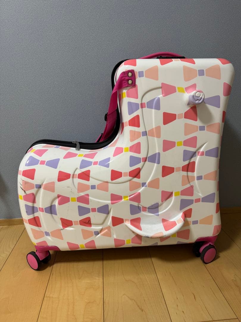 NORICCOノリッコ 子どもが乗れる スーツケース Mサイズ