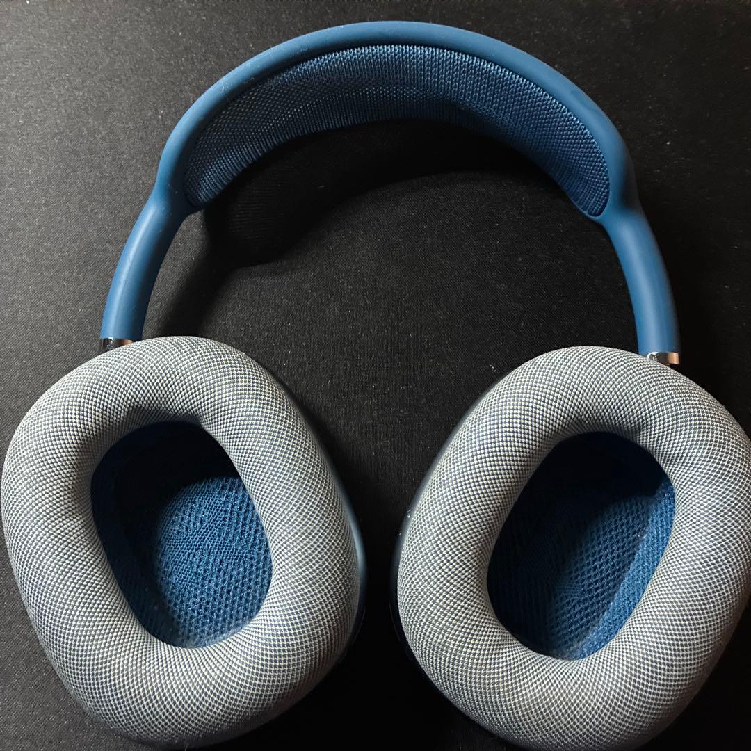 AirPods max ブルー