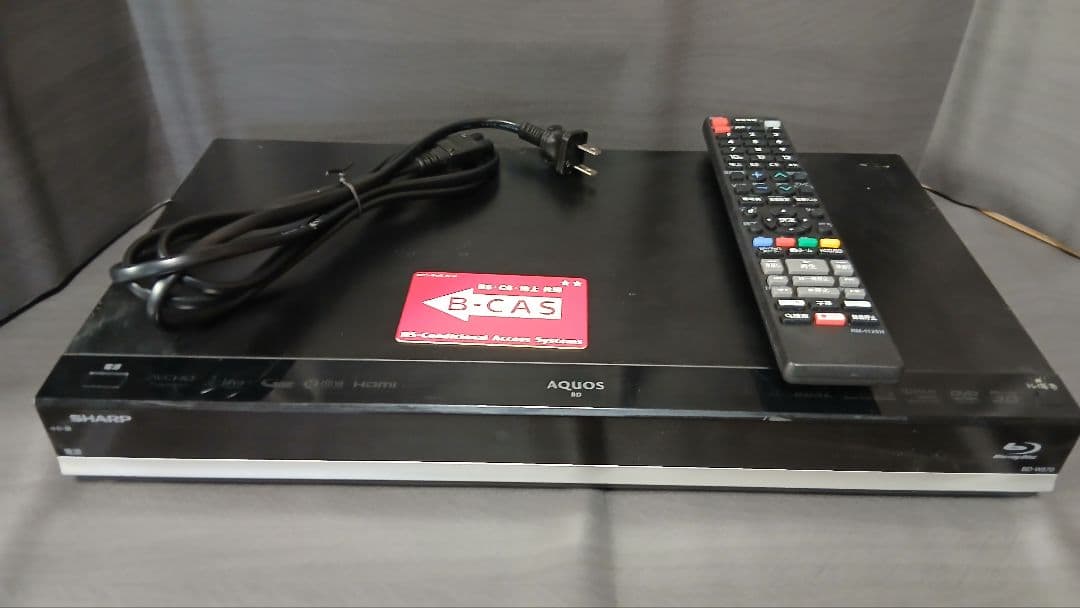 500GB シャープ AQUOS BDレコーダー☆BD-W570☆リモコン付 1